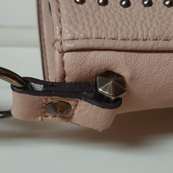 Jessica Simpson Bag- Shoulder Bag/Crossbody - Picture 2 of 12